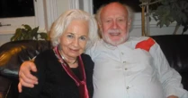 Sobrevivente do Holocausto e marido escolhem morte assistida e enviam carta de despedida por e-mail: 'Decisão mútua'
