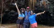 'Meu tesouro, meu amor': o adeus emocionante do pai de Juliana Marins à filha, turista morta em vulcão na Indonésia