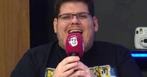 "CazéTV servindo carne para a Globo?", reclama Casimiro sobre churrasco de imprensa