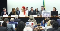 Deputado gaúcho pede vista e adia votação da PEC da jornada de trabalho