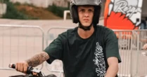 Luto! Influenciador morre aos 27 anos após acidente com caminhão