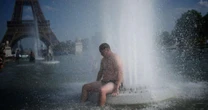 Mortes por onda de calor na França dobram e passam de 2 mil em uma semana; incêndios afetam sul do país