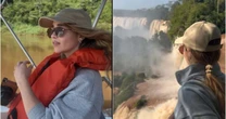 Emilia Clarke visita as Cataratas do Iguaçu durante viagem à Argentina