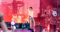 J-Hope apresenta novo filme-concerto com performance de "Killin' It Girl"