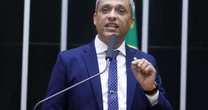 Deputado Gustavo Gayer é internado para tratar obstrução intestinal