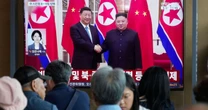 Em visita à Coreia do Norte, Xi Jinping reforça parcerias com regime e fala em 'amizade invencível'