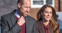 Príncipe William e Kate Middleton revelam dividir a cama com uma 