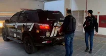 Quadrilha que fotografava carros na saída de motéis e chantageava clientes é alvo de operação em Porto Alegre