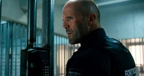 Mais de 10 anos depois, Jason Statham vai lançar filme engavetado: Após 5 projetos e 269 milhões de dólares, ator volta a trabalhar com conceituado diretor