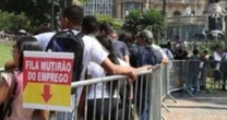 Desemprego entre jovens de 18 a 24 anos atinge 12%, o dobro da média nacional