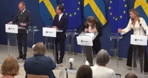 Ministra da Saúde da Suécia desmaia em coletiva após assumir cargo