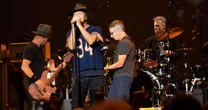 Qual será o futuro do Pearl Jam e de Matt Cameron após saída do baterista?