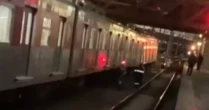 Trem da CPTM descarrila e provoca superlotação na Estação Luz, no Centro de SP
