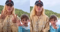 Mini Virginia? Filha da influenciadora surge em trend e tamanho choca fãs: 'Vai com calma'