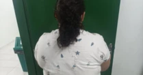 Mulher de 37 anos é presa após se passar por criança de 12 e ser acolhida por família em SC