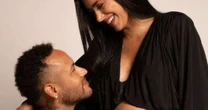 Bruna Biancardi publica fotos de ensaio com Neymar e se declara: 'Amo você'