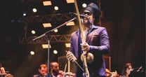 Carlinhos Brown e Orquestra Ouro Preto materializam a 'afrossinfonicidade'