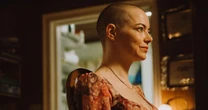 Quando estreia 'Bugonia', com Emma Stone, nos cinemas brasileiros?