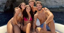 Filhos de Ronaldo Fenômeno curtem férias na Espanha em raro clique juntos