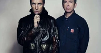 "Queremos mais": Liam Gallagher celebra aniversário de turnê de reunião do Oasis