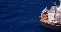 Naufrágio de barco com migrantes na Tunísia mata 2 crianças
