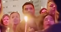Sandy aparece com ex-marido e atual namorado em festa de família