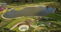 Tragédia em parque turístico da Serra Gaúcha: carrinho elétrico cai em lago e mata duas pessoas