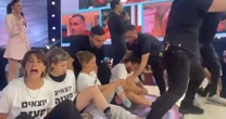 Ativistas invadem Big Brother Israel e pedem cessar-fogo em Gaza; assista