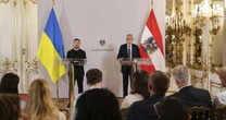 Visita de Zelensky a Viena reabre debate sobre presença de espiões russos na Áustria