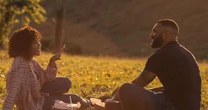 Hoje na Netflix: do que se trata o filme que conquista o Brasil com romance, música e fé