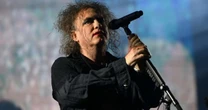 Robert Smith entra na Billboard Hot 100 como artista solo pela primeira vez