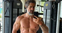 Marcos Mion, aos 46 anos: 'Gosto de envelhecer e ver a experiência marcada no meu rosto, nos cabelos brancos. O tempo só me faz bem, espiritual e fisicamente'