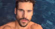 Ator Nicolas Prattes doa mais de R$ 1.000 para desconhecida: 'Viraliza?'