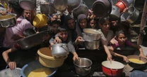 Em Gaza, população aguarda ajuda humanitária e paga cerca de R$ 260 no quilo de farinha com insetos