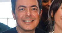 Discreto, jornalista Alan Severiano é flagrado em raríssima aparição com a esposa
