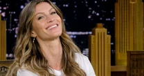 Sopa de ervilha com batata-doce e óleo de coco: receita vegetariana de Gisele Bündchen tem pouquíssimas calorias e vai salvar sua dieta