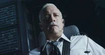 "Ele trata os atores como cavalos": Tom Hanks fala sobre sua colaboração com Clint Eastwood