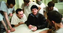 Danny DeVito dá rara atualização sobre Jack Nicholson: 'Está ótimo'