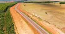 Motoqueiro atacado por onça em rodovia do Mato Grosso do Sul sobrevive com arranhões
