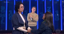 Mulher rasga contrato no The Wall mesmo após vários erros e vê milagre acontecer