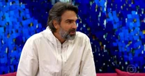 Tadeu Schmidt surge mais cabeludo e de barba, surpreende o público e vira assunto nas redes