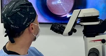 Cirurgia ocular promove independência do uso de óculos