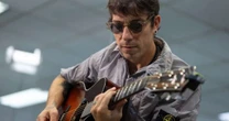 Di Ferrero fala sobre show no The Town e a cena pop atual: 'O playback não joga a favor da música'