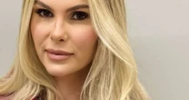 Ruiva, visual de Bárbara Evans em aniversário chama atenção: 'Não...'