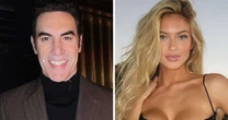 Sacha Baron Cohen é flagrado com criadora de conteúdo adulto após divórcio, diz site