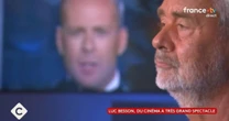Diretor de um dos melhores filmes de Bruce Willis se emociona ao comentar saúde do ator