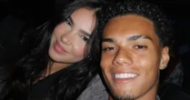 Neta de 2 meses de Ronaldinho Gaúcho aparece em clique fofo com os pezinhos à mostra