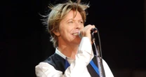 Novo livro apresenta fotos inéditas de David Bowie; confira