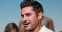 Aqui está o real e desolador motivo pelo qual o rosto de Zac Efron está dramaticamente diferente