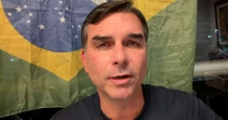 Moraes marca data para Flávio Bolsonaro prestar esclarecimentos à PF por suposta de calúnia contra Lula